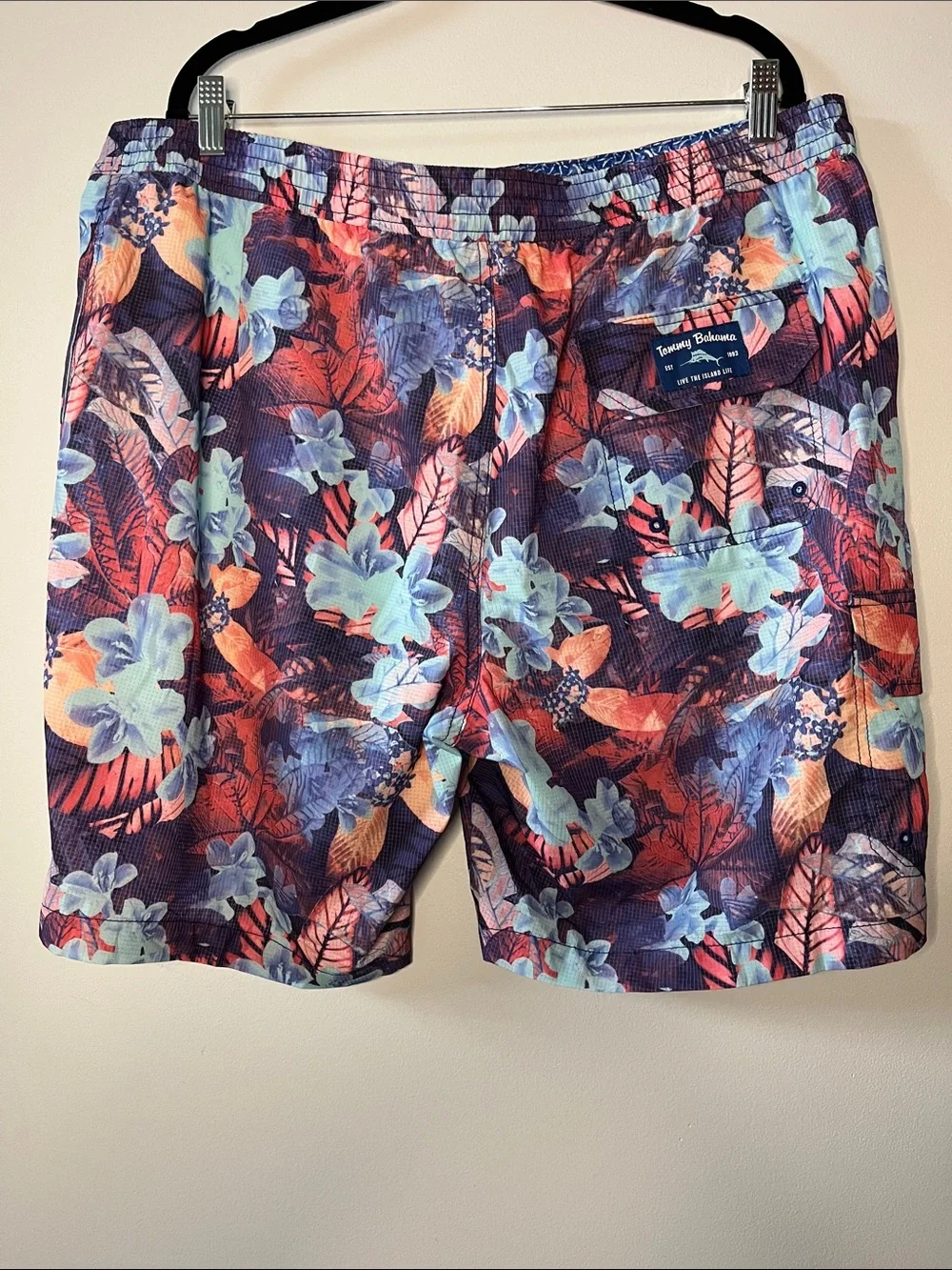 Tommy Bahamas Baja Techno Flora Hybrid Board Short XXL floral Hawaiian swim